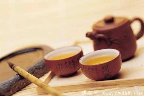 冬蟲夏草泡水喝有什么功效？適用什么樣的人群？